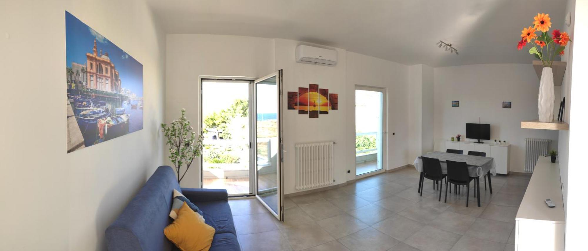 Seagull Apartments - Front And Sea View & Airport Bari Exteriör bild